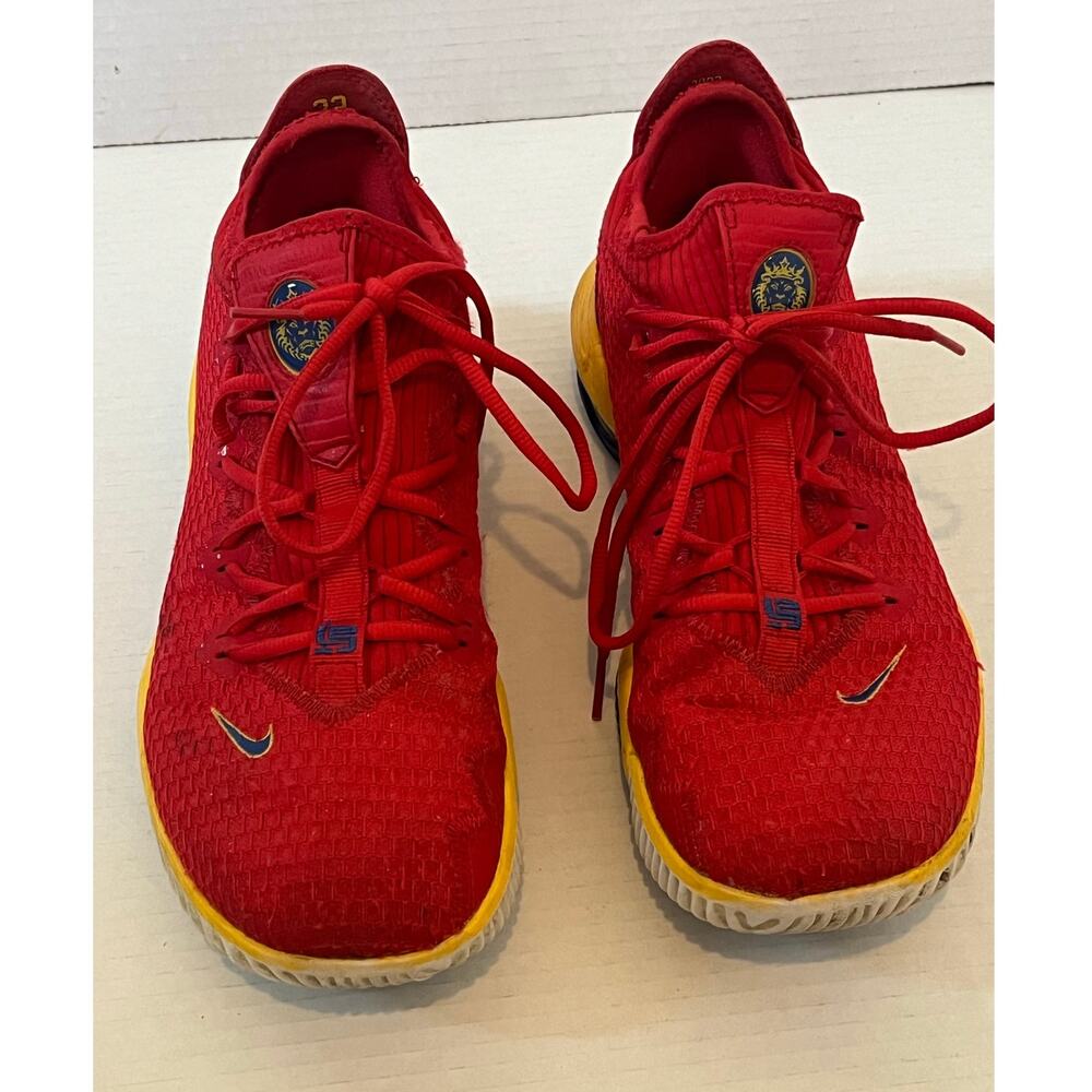 Men's Nike LeBron XVI Low SB Red/Blue Athletic Sneaker Trainers Shoes Size 9.5
